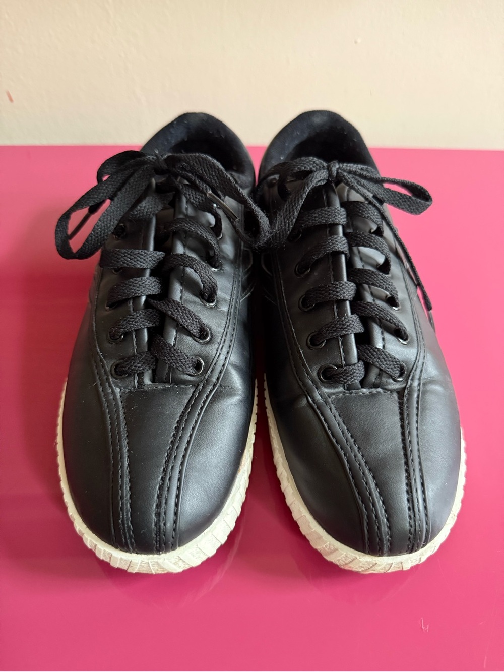 Tretorn Black Low-Top Sneakers with White Soles - Picture 4 of 5
